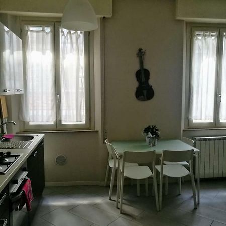 Appartement Casa Eva 2010 à Crémone Extérieur photo